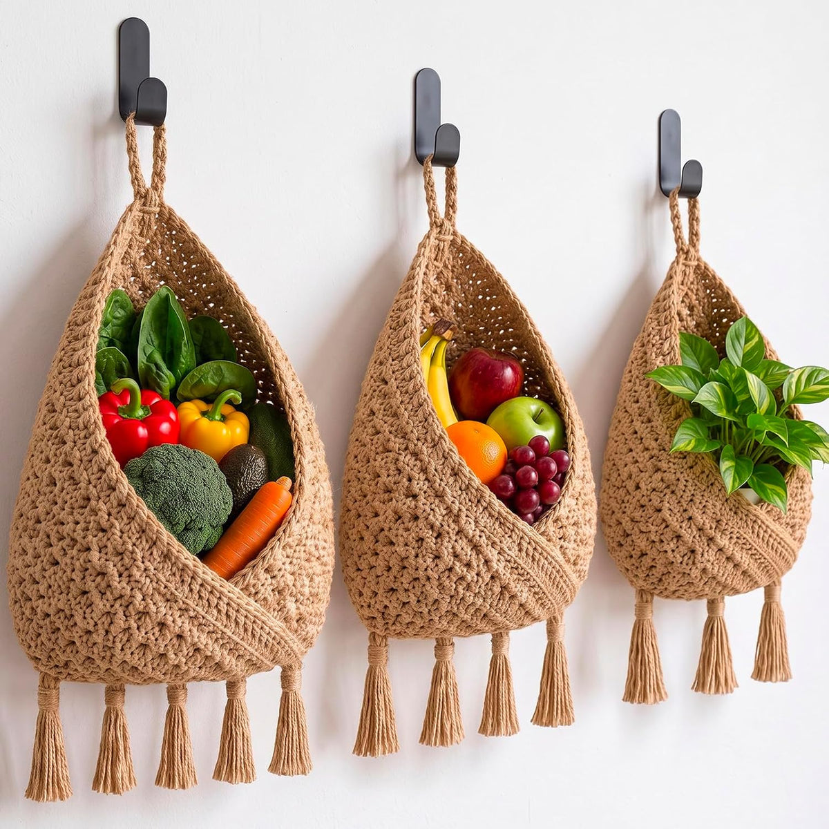 Honeydak 3 Hanging Baskets, Light Brown, Scalloped Edge